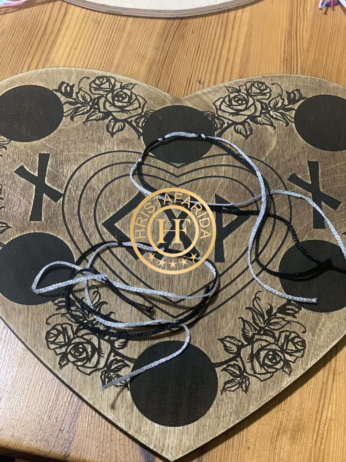 Уникальная парная нить "Сила притяжения"