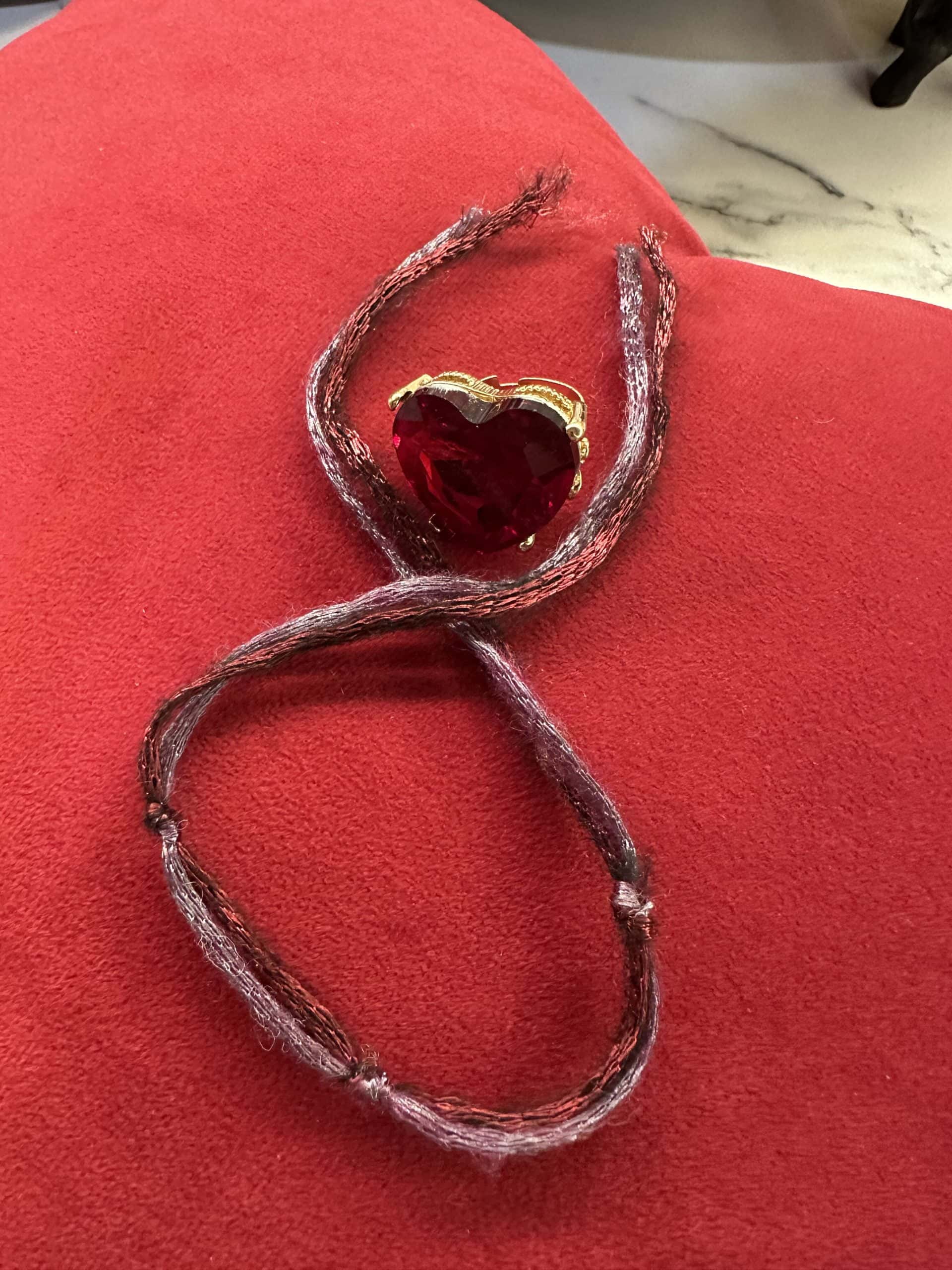 Нить "Властелин Мира"