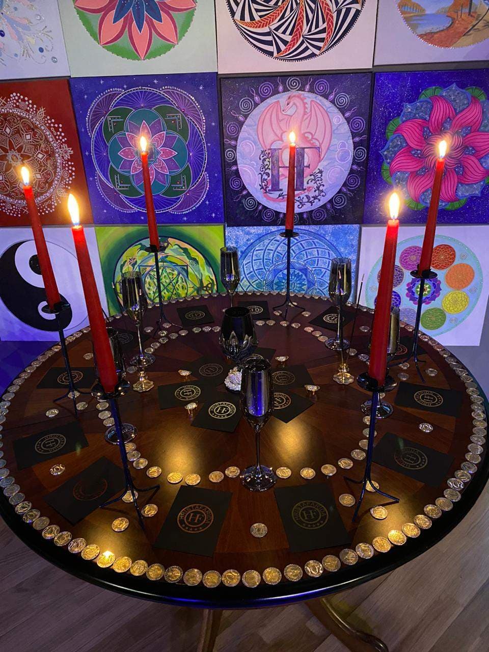 Алтарь "Роскошь в финансах"